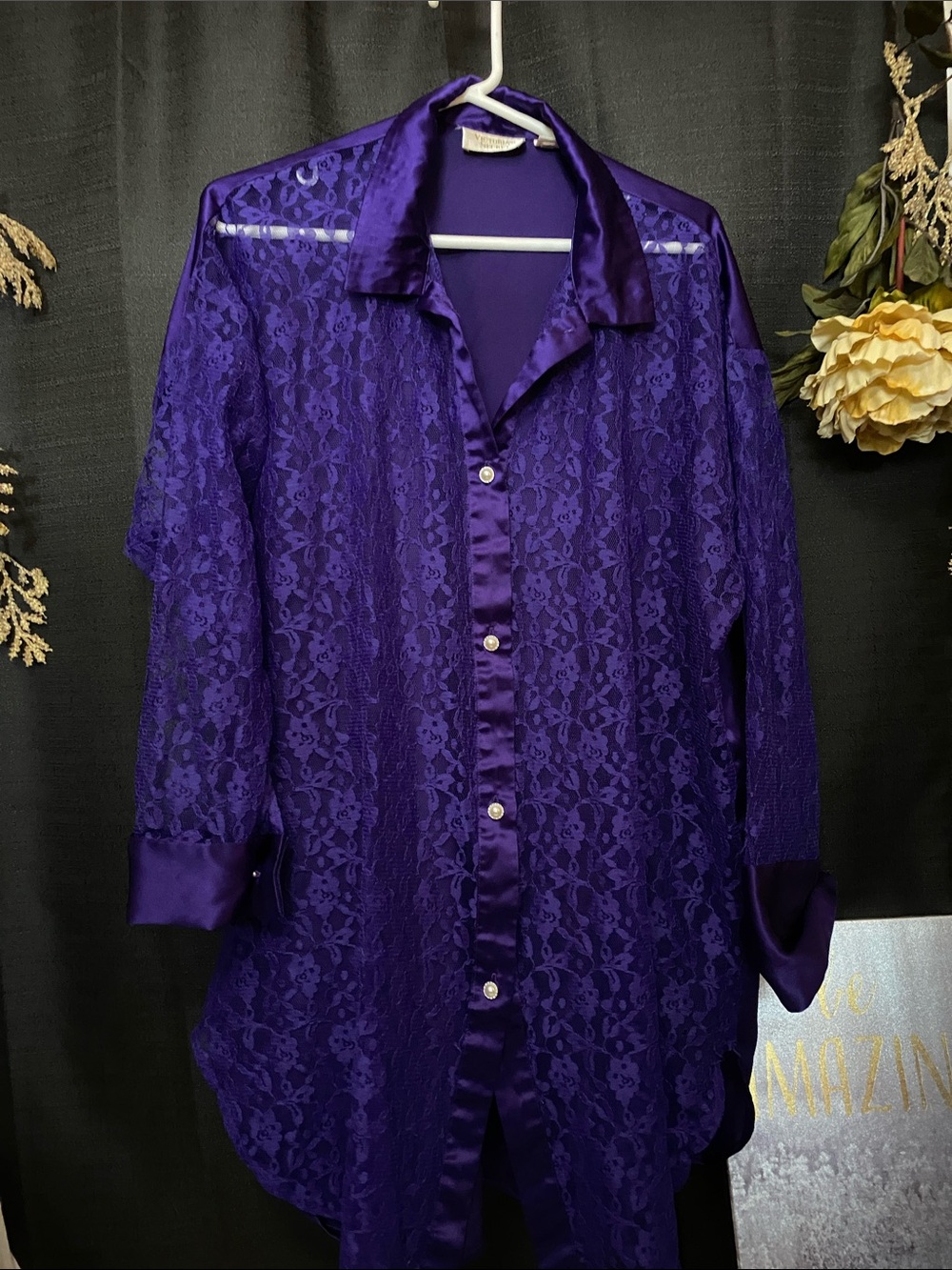 VTG Victoria's Secret SZ M/L Purple Lave Satin Shirt